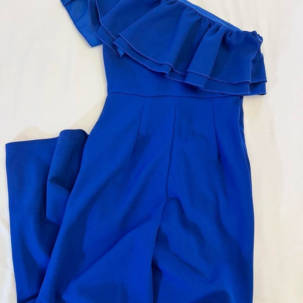Blue Jumpsuit Size 8-9 Kids but can fit a XXS